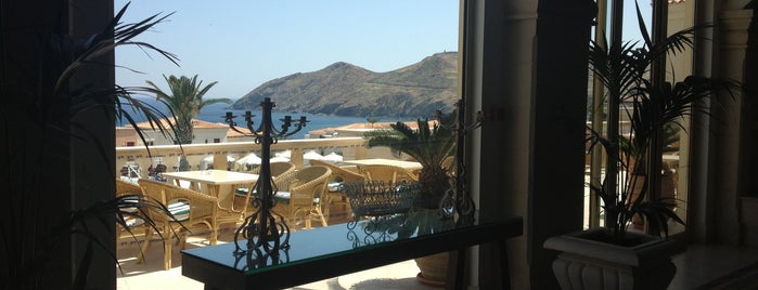 Creta Marine Lobby Bar is one of Kreta.