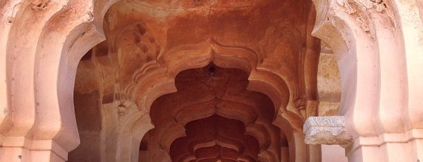 Lotus Mahal is one of Lugares guardados de Lidiya.