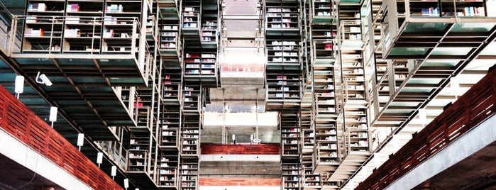 Biblioteca Vasconcelos Jardín is one of Mexico-City-2017.