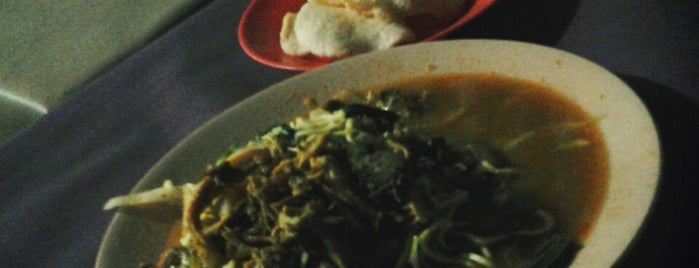 Nasi Goreng Sri Maju is one of Must-visit Food in Serang.
