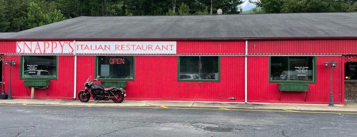 Snappy's Italian Restaurant & Pizzeria is one of Vacation favorites.