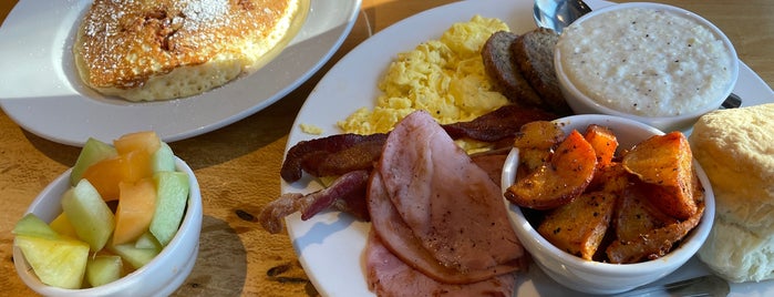 Canvas Cafe and Bakery is one of ATL Breakfast.