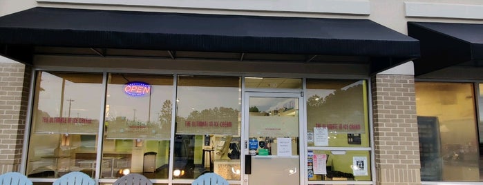 LoriBell's Frozen Custard is one of Specialty Shops.