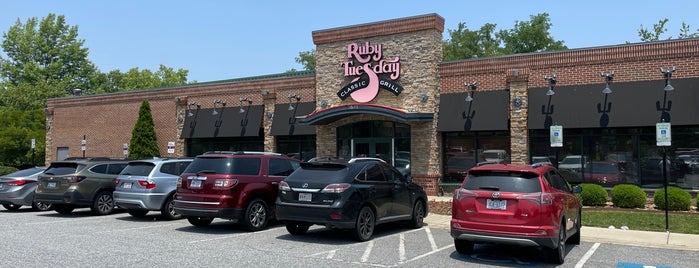 Ruby Tuesday is one of Restaurants.