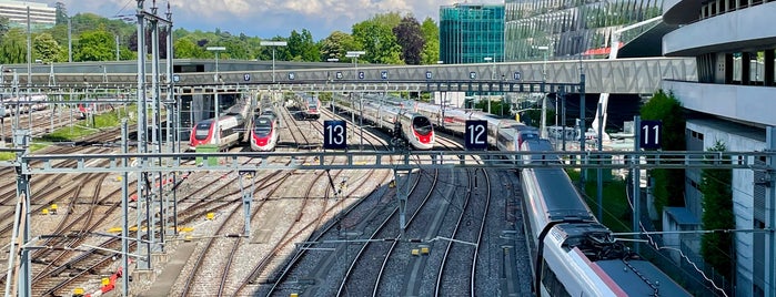 Gare de Genève-Sécheron is one of Stations, gares et aéroports.