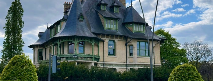 Villa Demoiselle is one of Reims.