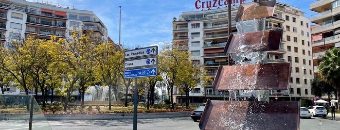 Plaza de Cuba is one of Provincia de Sevilla.