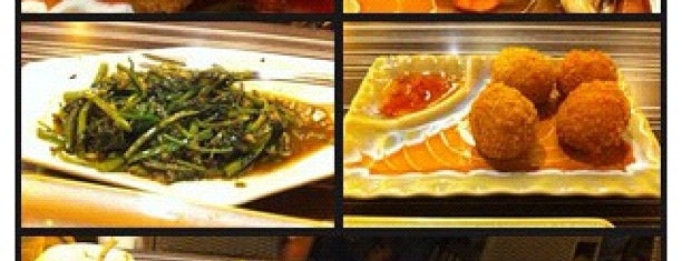 Banana Leaf is one of Ninaさんのお気に入りスポット.