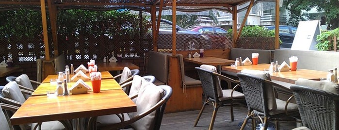Dodo Cafe & Pub is one of Gezginler Kulübü.