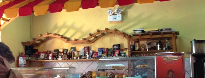 Café Dos X 3 is one of Cuzco.