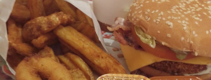 Burger King is one of El Ingenio.