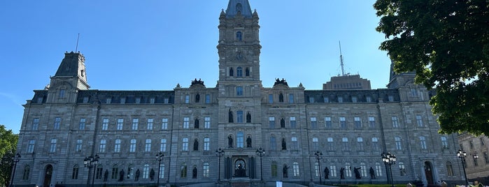 Asamblea Nacional de Quebec is one of Lugares favoritos de Joel.