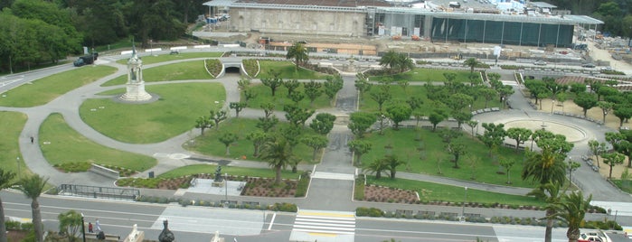 de Young Museum is one of Recreation/ outings.