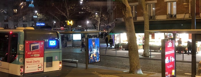 Arrêt Porte d'Orléans – Métro [125,128,187,188,194,197,295,297,299] is one of Métro. Bus RER.