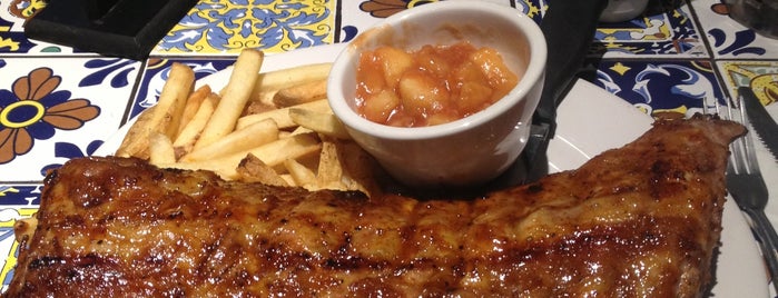 Chili's Grill & Bar is one of Lugares en Polanco.