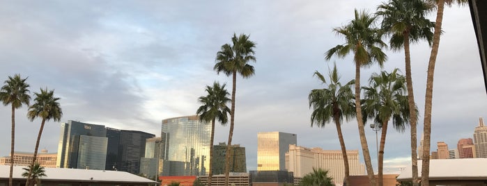 City of Las Vegas is one of Les’s Liked Places.