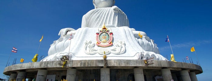 The Big Buddha is one of Phuket's Diamonds = Peter's Fav's.