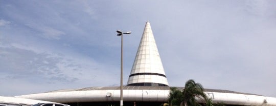 Terminal Rodoviário Comendador José Brambilla is one of สถานที่ที่ Deise ถูกใจ.