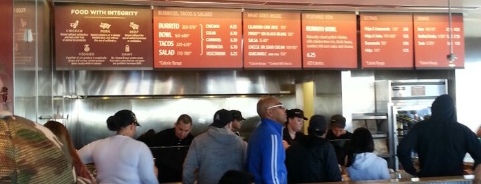 Chipotle Mexican Grill is one of Orte, die Blake gefallen.