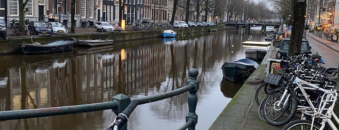 Zeedijk / 善德街 is one of Amsterdam Visits.