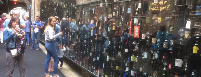 2be - The Beer Wall is one of Aslı’s Liked Places.