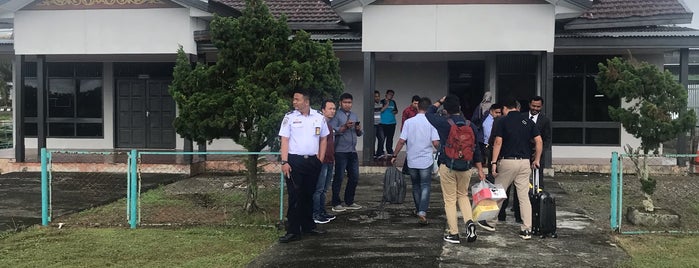 Bandar Udara Cut Nyak Dhien (MEQ) is one of Airports in South East Asia.