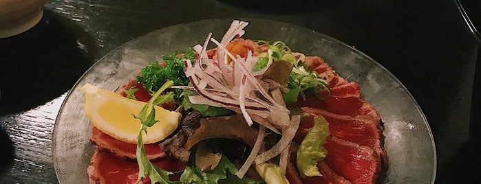Akita Japanese Restaurant is one of Kris'in Beğendiği Mekanlar.