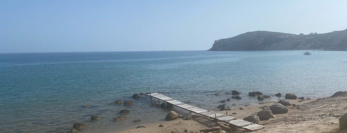 Agios Sostis is one of Milos Santorini.