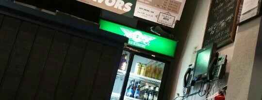 Wingstop is one of Alexaさんのお気に入りスポット.