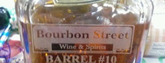Bourbon Street Wine and Spirits is one of Lugares favoritos de Jessica.