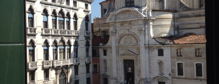 Hotel San Geremia Venice is one of Italyinformation.eu.