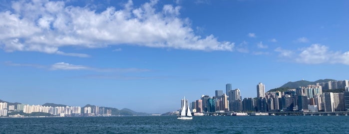 Hung Hom Promenade is one of Lieux qui ont plu à Plwm.