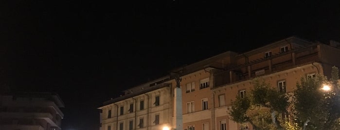 Piazza Del Popolo is one of Lieux qui ont plu à Bahar.