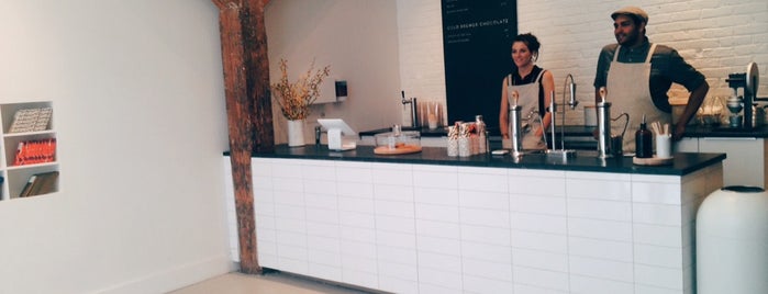 Mast Brothers Brew Bar is one of Tempat yang Disimpan Jonathan.