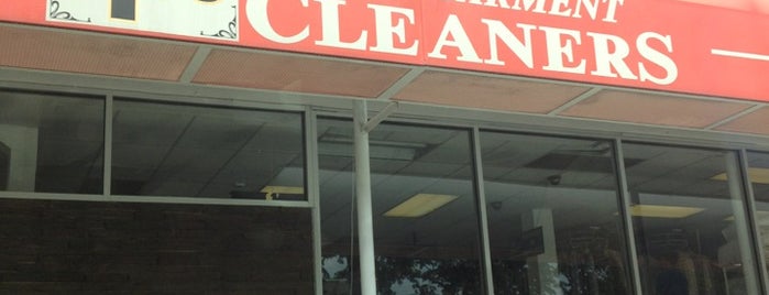 Dry Cleaners Any Garment $1.99 is one of Locais curtidos por al.
