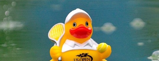 Tennis @ UN Millenium is one of Lover'in Beğendiği Mekanlar.