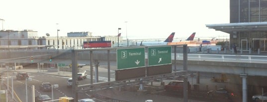 Terminal 3 is one of Sorayaさんの保存済みスポット.