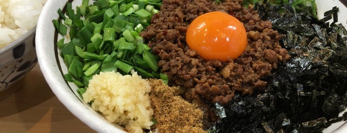 担々麺 はなび 港店 is one of 台湾まぜそば（名古屋中心）.