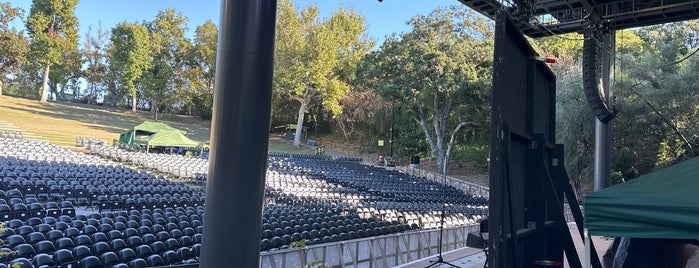 Laurence Frost Amphitheater is one of Historical Stanford.