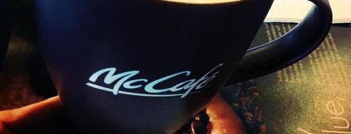 McDonald's & McCafé is one of Posti che sono piaciuti a Chin.