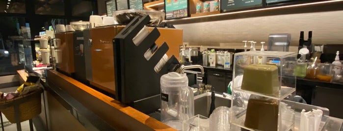 Starbucks is one of Shopping Stores I visit.