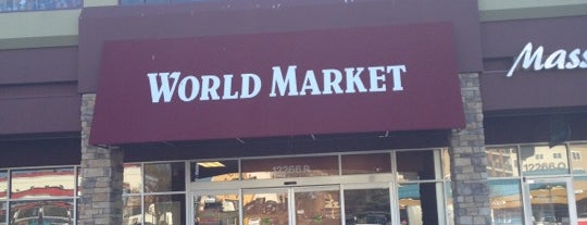 World Market is one of สถานที่ที่ Carol ถูกใจ.