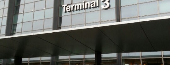 Terminal 3 is one of Lugares favoritos de Danielle.