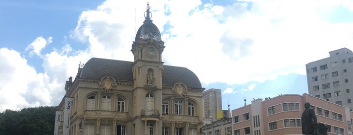 Praça Generoso Marques is one of clássicos de curitiba 1.