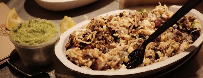 Chipotle Mexican Grill is one of Rachel 님이 좋아한 장소.