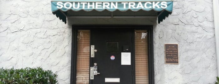 Southern Tracks is one of Tempat yang Disukai Chester.