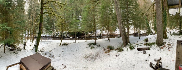 The Cabin is one of Gespeicherte Orte von Stacy.