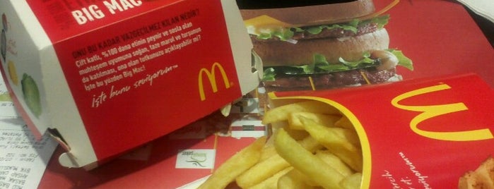 McDonald's is one of Serli'nin Beğendiği Mekanlar.