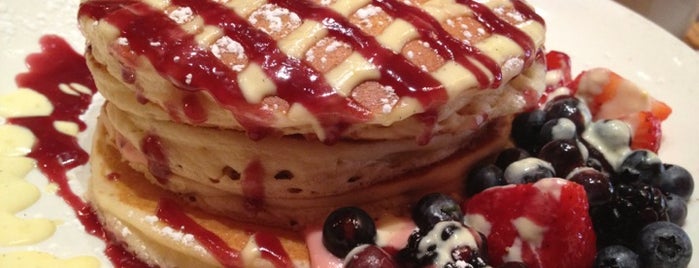 Wildberry Pancakes & Cafe is one of Favorite spots Chicago*.