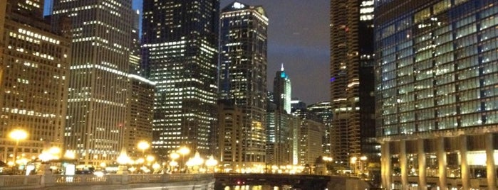 The Magnificent Mile is one of Bric à brac USA.